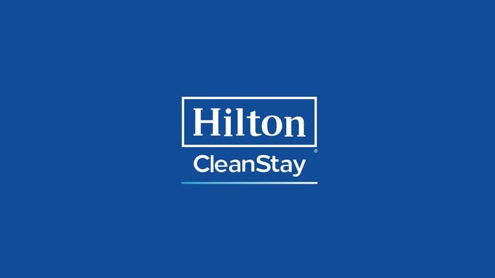 Hampton Inn Нашуа Экстерьер фото